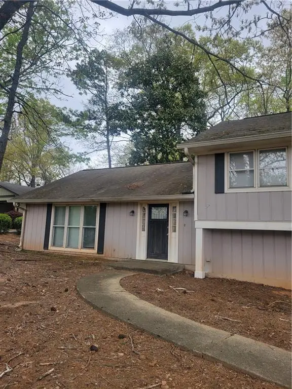 5251 Greenpoint Drive, Stone Mountain, GA 30088 - #3