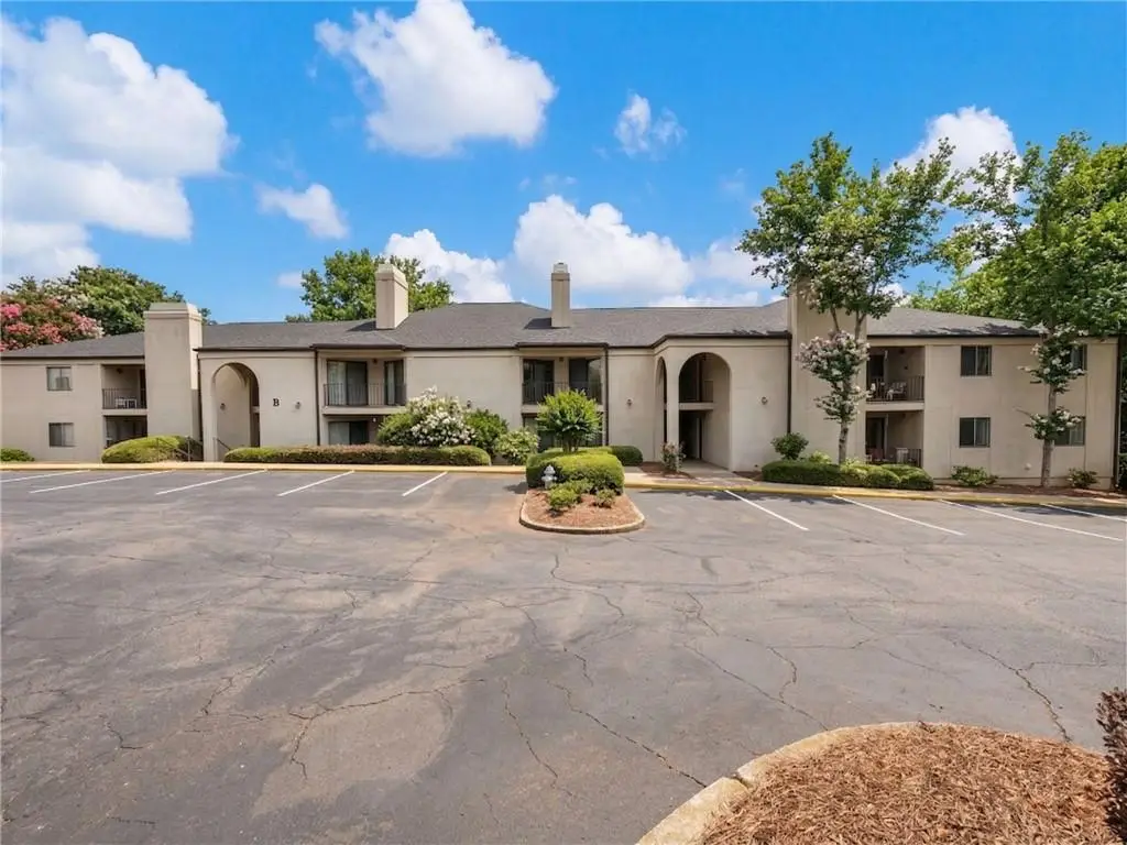 605 Candler Street, Gainesville, GA 30501 - #1