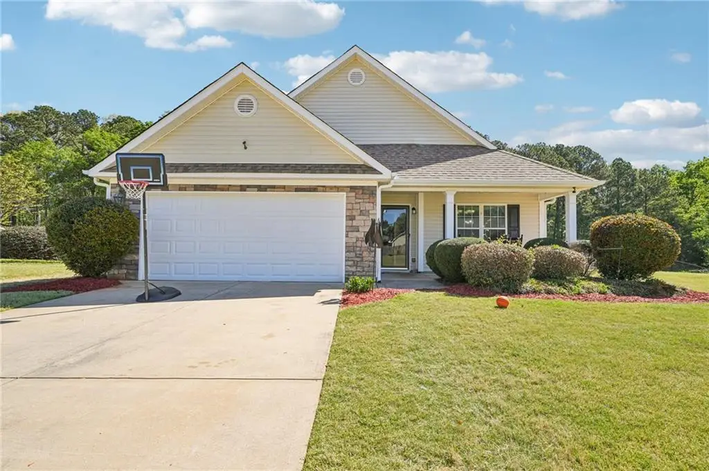 345 Annslee Circle, Loganville, GA 30052 - #1