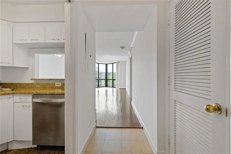 2870 Pharr Court S Nw, Atlanta, GA 30305 - #3