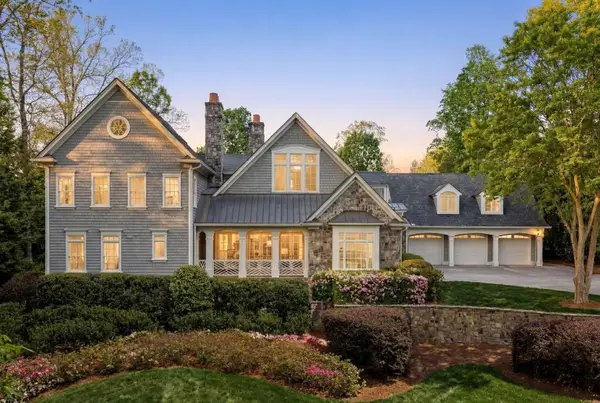 516 Tara Trail, Atlanta, GA 30327