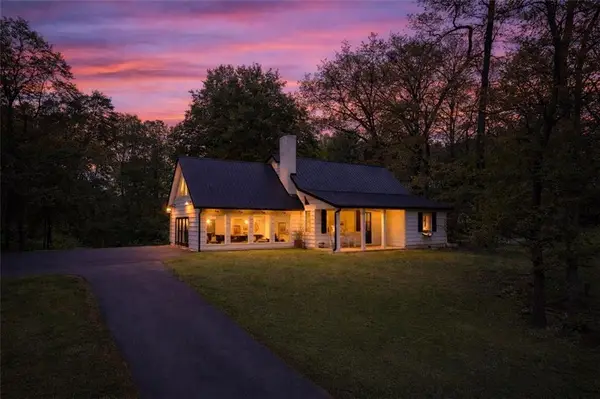 793 Cardinal Cove, Woodstock, GA 30188