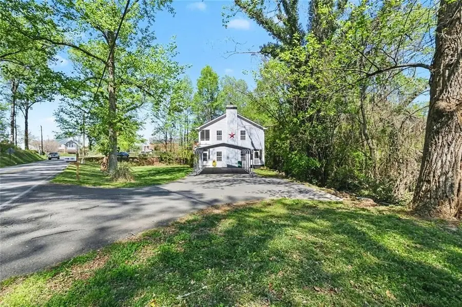 101 Church Street, Cleveland, GA 30528 - #3