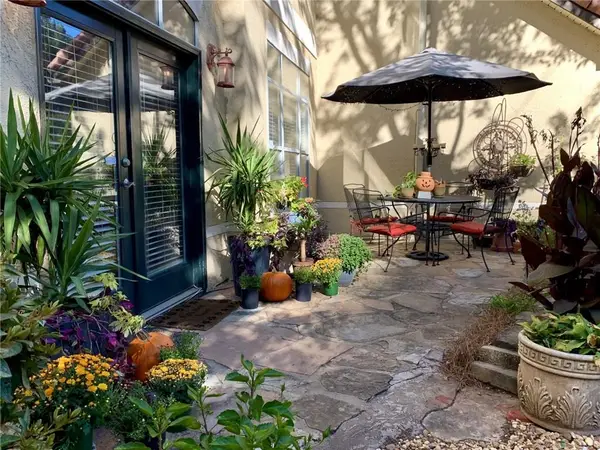 955 Juniper Street Ne #1114, Atlanta, GA 30309