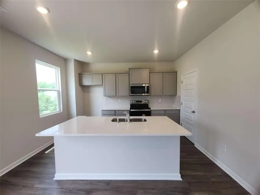 146 Aster Avenue, Locust Grove, GA 30248 - #3