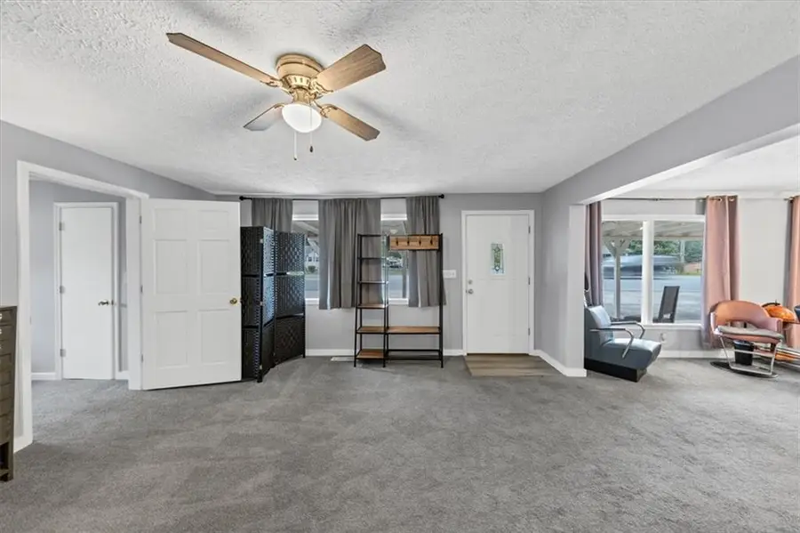 6071 N Main Street Se, Acworth, GA 30101 - #3