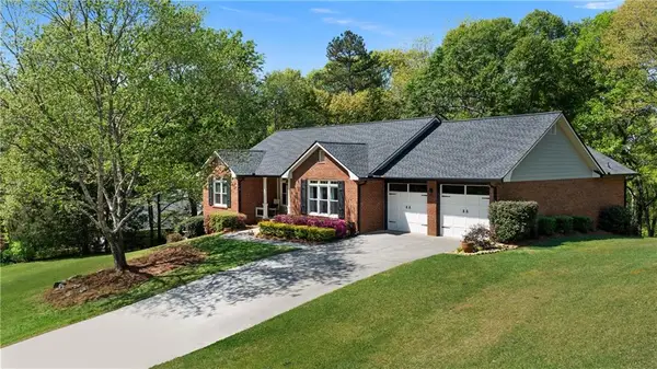 27 Cliffhanger Pointe Sw, Cartersville, GA 30120