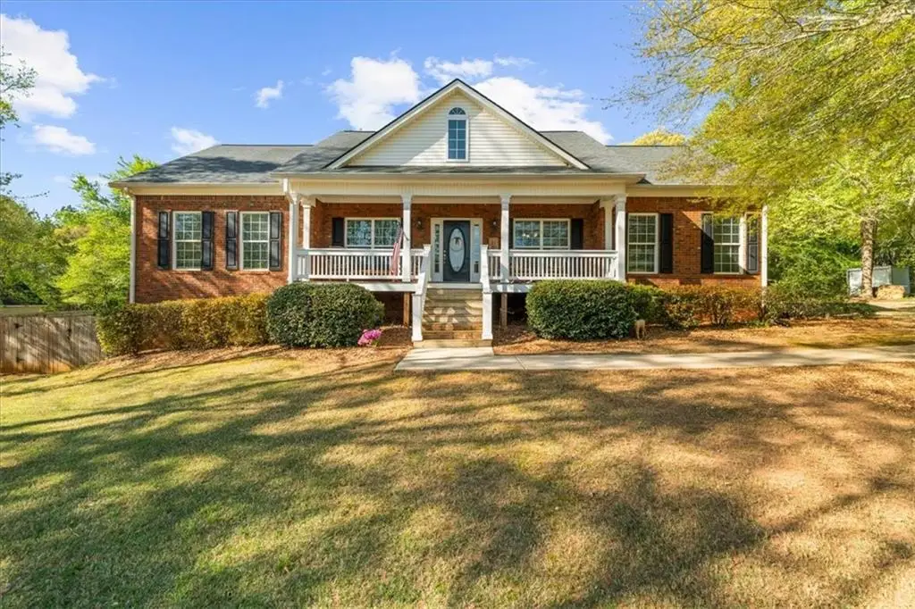 144 Manor Place, Commerce, GA 30530 - #1