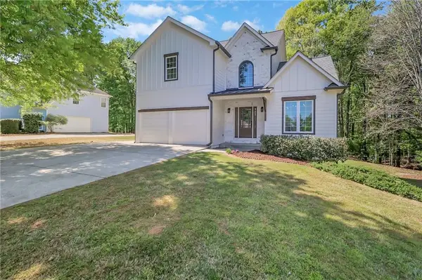 6259 Spring Lake Drive, Flowery Branch, GA 30542