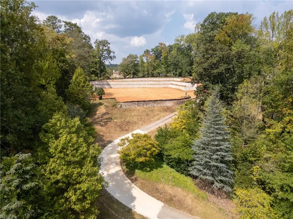 655 Fairfield Road Nw, Atlanta, GA 30327 - #1