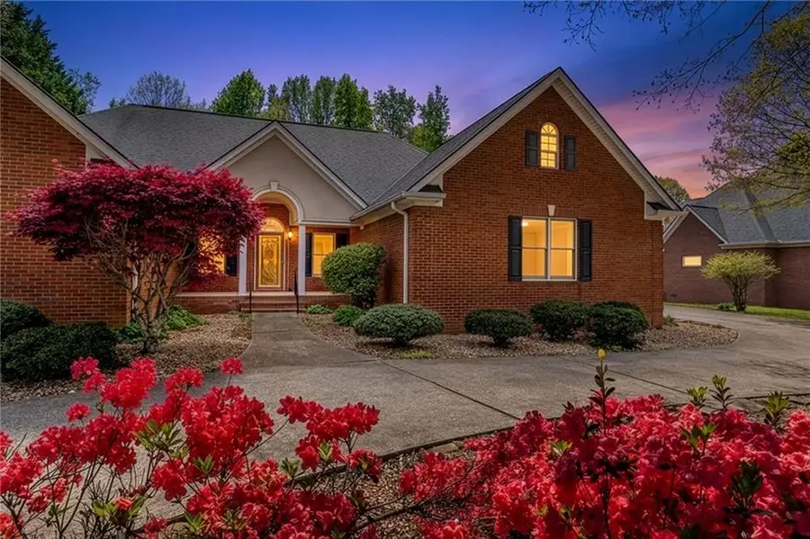 6628 Windvane Point, Clermont, GA 30527 - #2