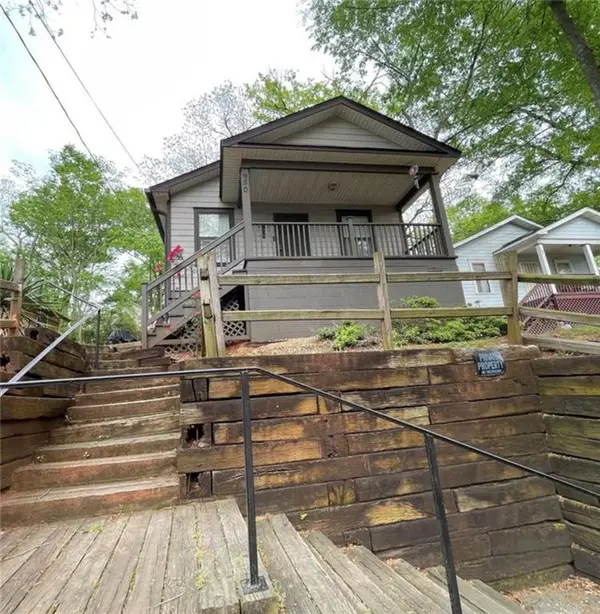 950 Smith Street Sw, Atlanta, GA 30310