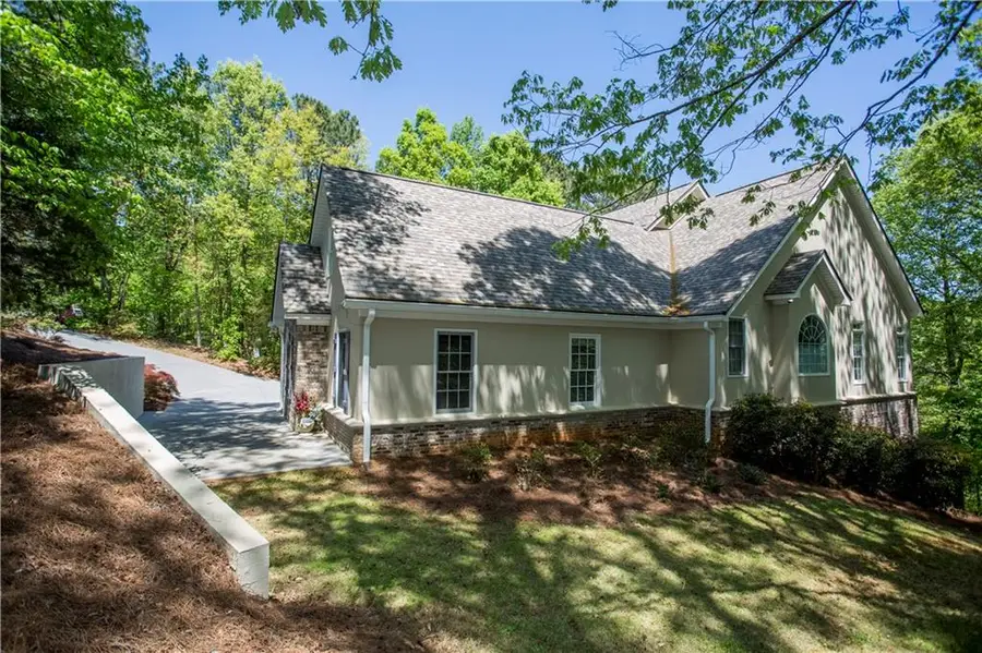 31 Rocky Circle Ne, White, GA 30184 - #2