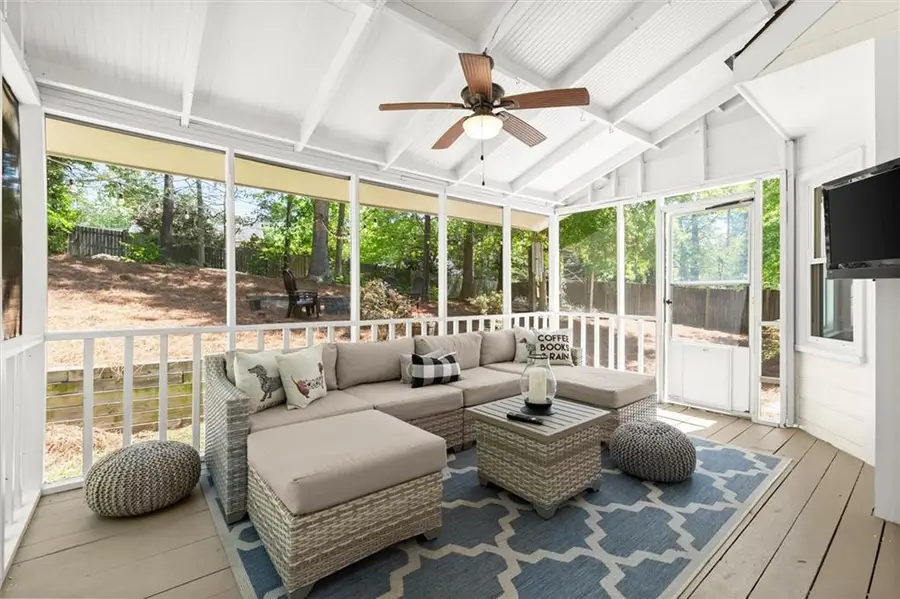 2124 Hawthorne Point, Marietta, GA 30062 - #2