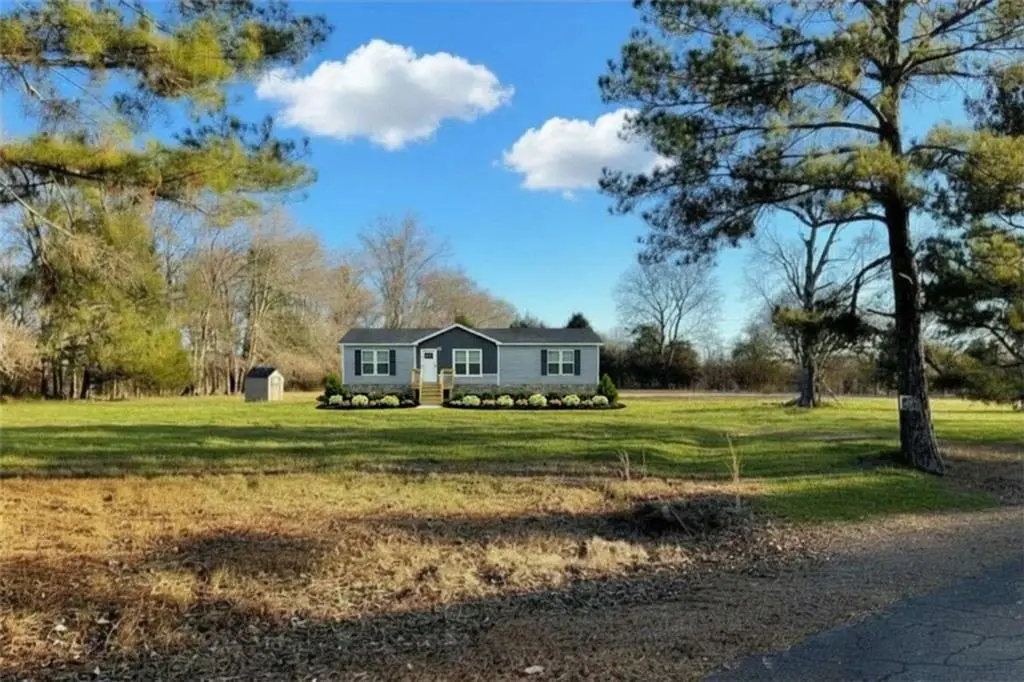 2183 River Road, Elberton, GA 30635 - #1