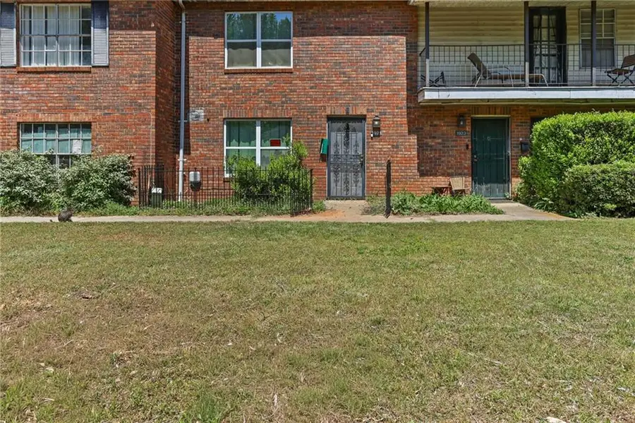 1921 Whitehall Forest Court Se, Atlanta, GA 30316 - #2