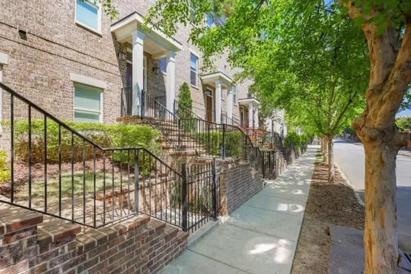 336 Brownstones Circle, Atlanta, GA 30312