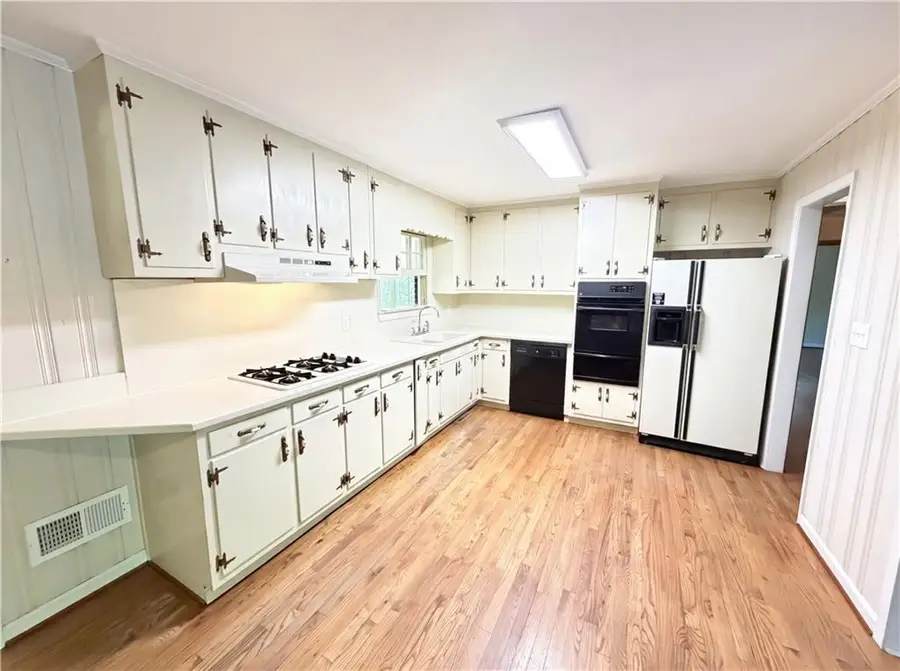 200 Dogwood Drive, Canton, GA 30114 - #2