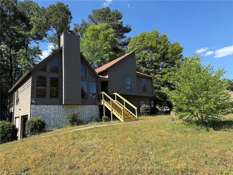 2592 Deerfield Circle Sw, Marietta, GA 30064 - #2