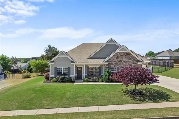2216 Blackberry Court, Monroe, GA 30656