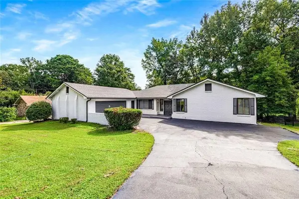 234 Shadow Lake Drive Sw, Lilburn, GA 30047