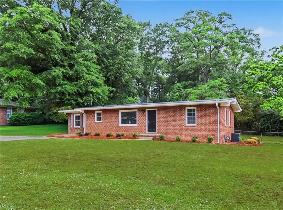 420 Georgia Avenue, Fayetteville, GA 30214 - #3