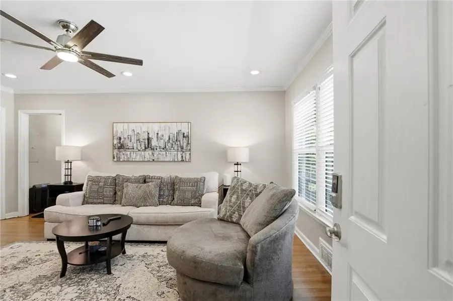 3669 Peachtree Road Ne #3B, Atlanta, GA 30319 - #3