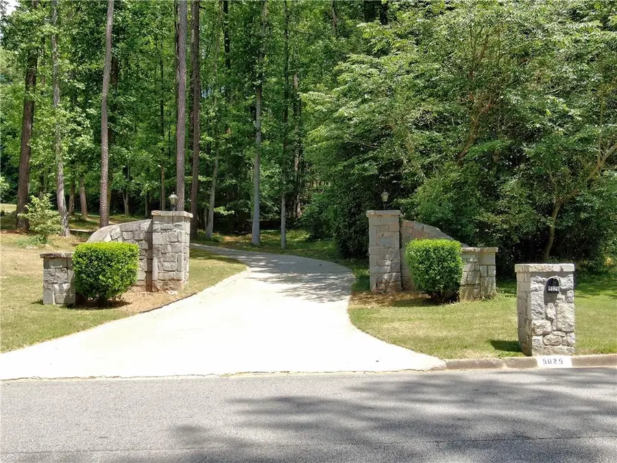 5025 Greentree Trail, South Fulton, GA 30349 - #2