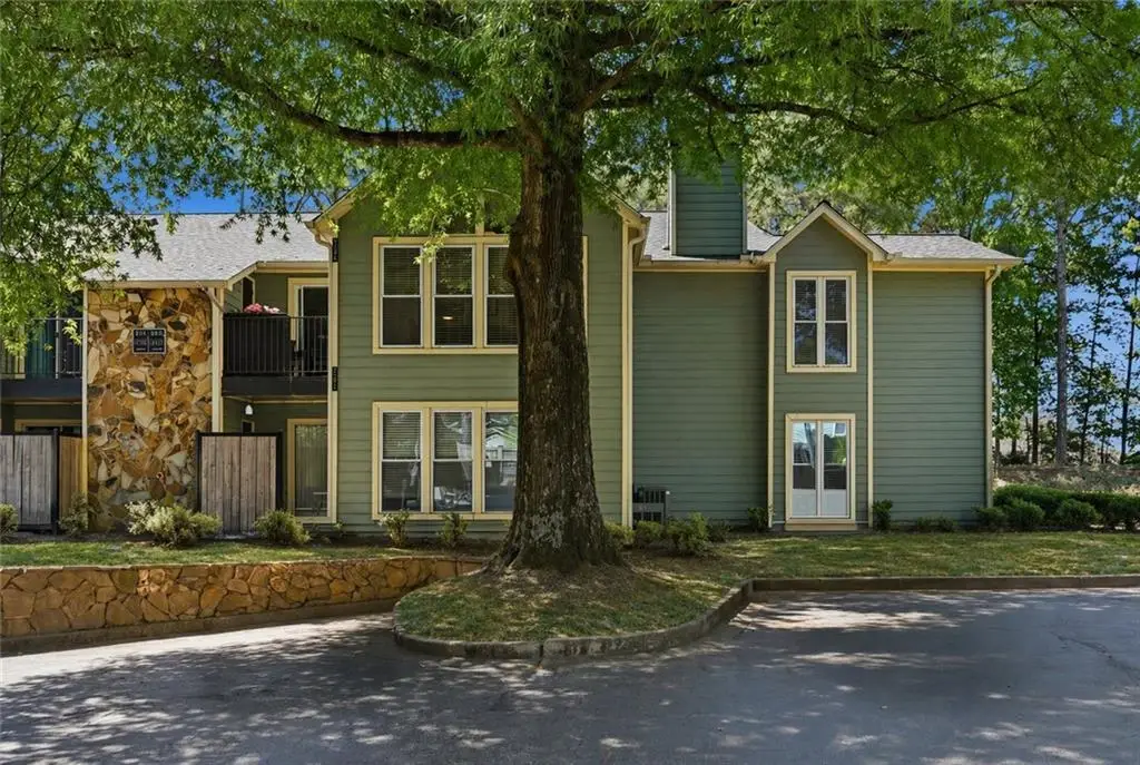 2105 Canyon Point Circle, Roswell, GA 30076 - #1