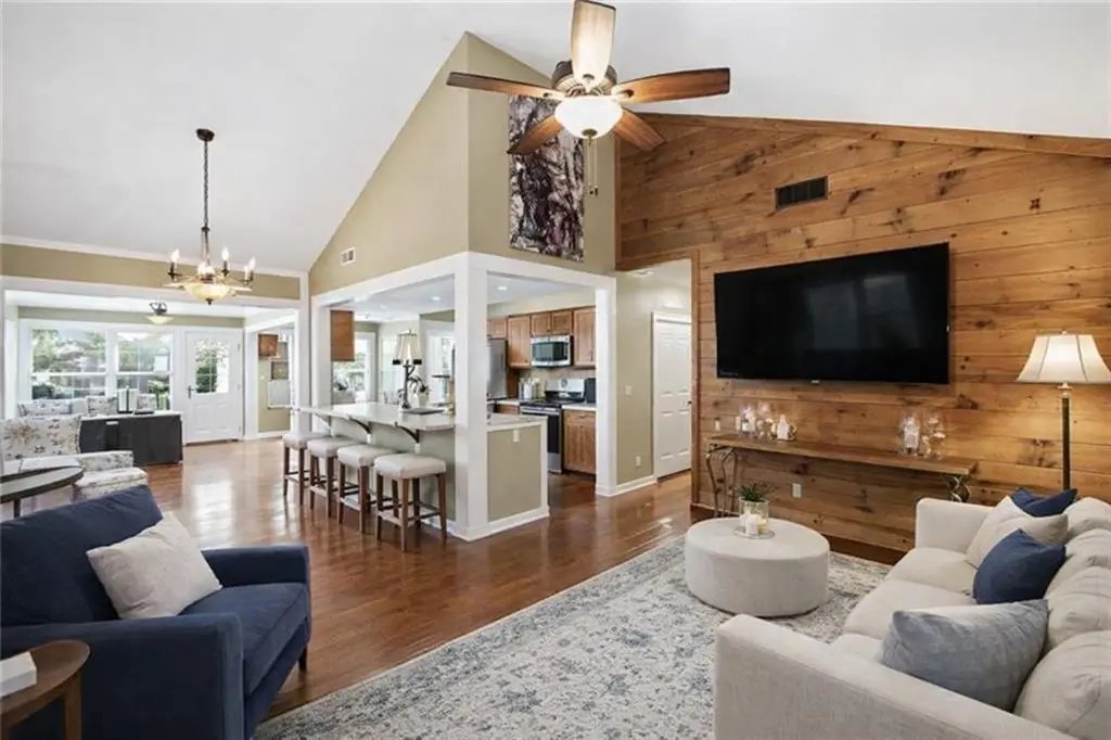 201 Talona Lake Terrace, Ellijay, GA 30536 - #1