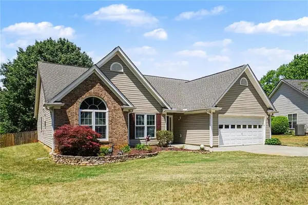 4003 Mcpherson Drive, Acworth, GA 30101