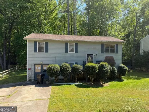 2745 Old South Drive, Jonesboro, GA 30236