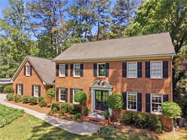 5321 Lanford Springs Court Sw, Lilburn, GA 30047