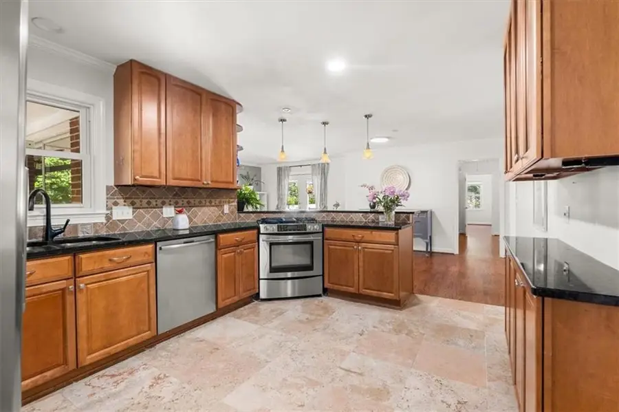 1497 Holly Lane Ne, Atlanta, GA 30329 - #3