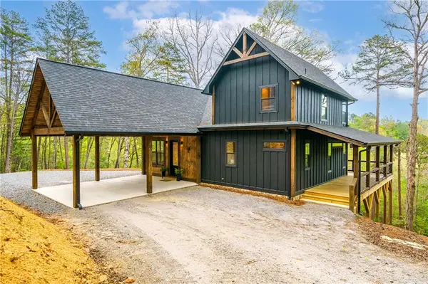 250 Wolf Creek Circle, Mineral Bluff, GA 30559