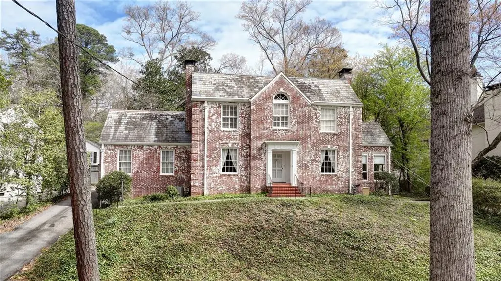 3031 W Pine Valley Road Nw, Atlanta, GA 30305 - #1