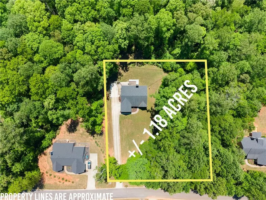 675 Oconee Lane, Commerce, GA 30529 - #3
