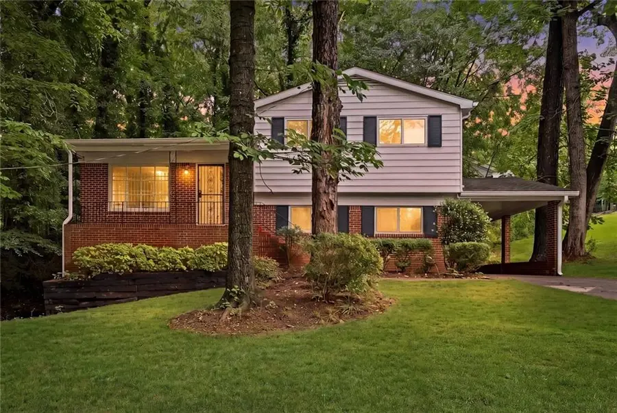 799 Kings Grant Drive Nw, Atlanta, GA 30318 - #2