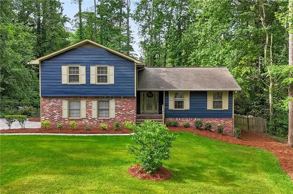 2711 Georgian Court, Marietta, GA 30068