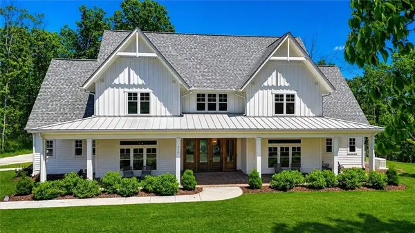 800 Garland Mountain Trail, Waleska, GA 30183