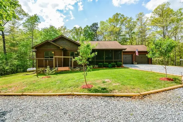 303 Pine Lane, Mineral Bluff, GA 30559