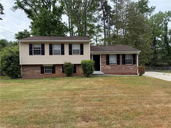 218 Ridge Trail, Riverdale, GA 30274