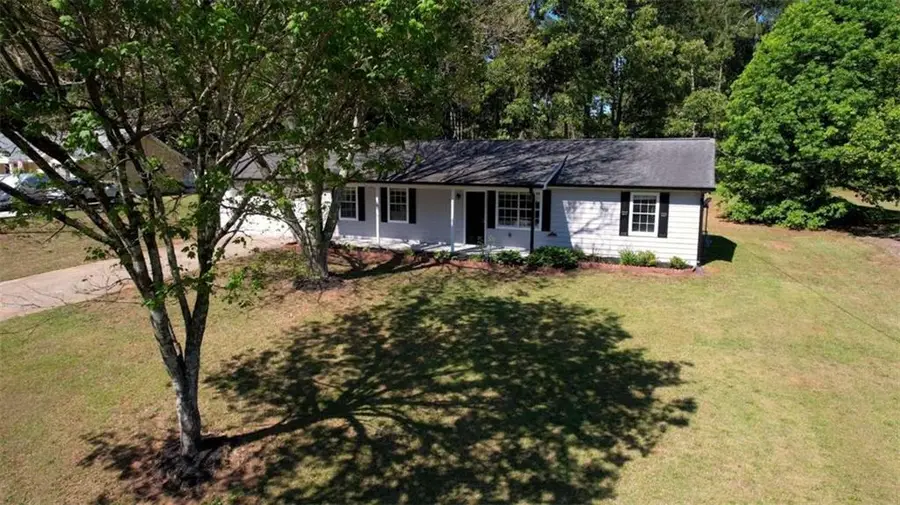 205 Lazy Hollow Ln, Covington, GA 30016 - #2