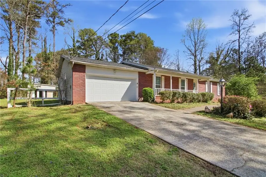 860 Regency Court, Lawrenceville, GA 30044 - #2