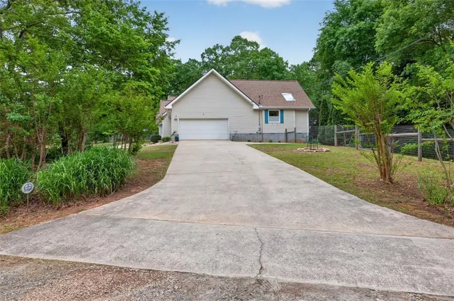 1207 Lakeland Drive, Toccoa, GA 30577 - #3