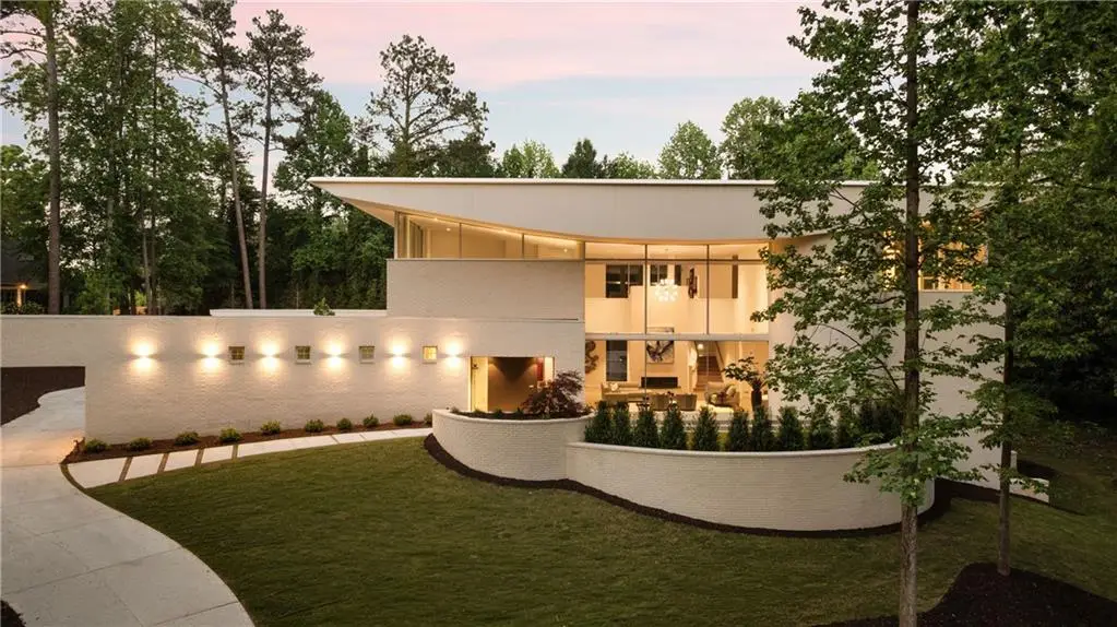 3619 Ivy Road Ne, Atlanta, GA 30342 - #1