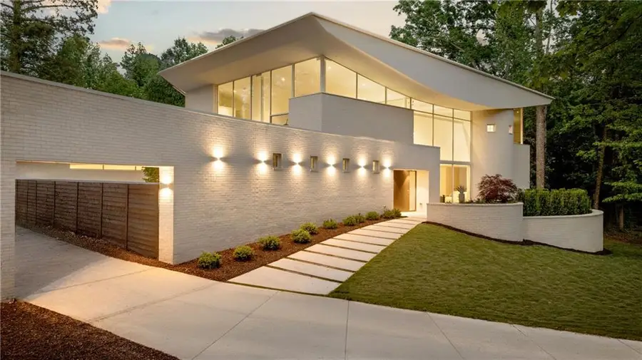 3619 Ivy Road Ne, Atlanta, GA 30342 - #3