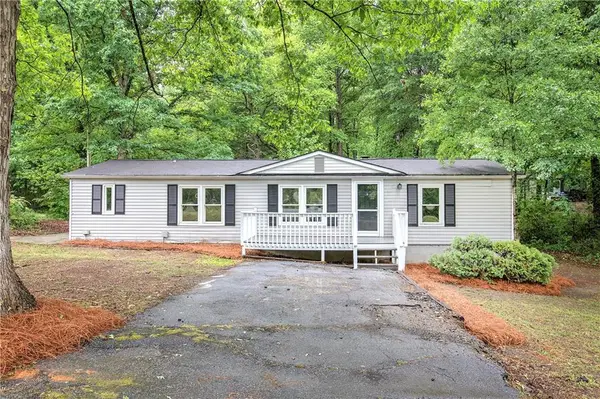 284 Luther Circle, Villa Rica, GA 30180