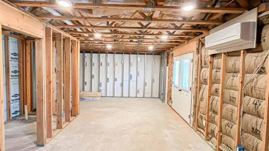 3835 Hawk Tail Drive, Loganville, GA 30052 - #2