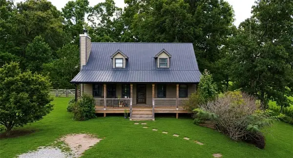 1367 Grizzle Road, Dawsonville, GA 30534